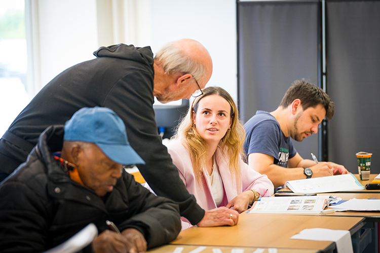 Ehrenamtliche Sprachschule